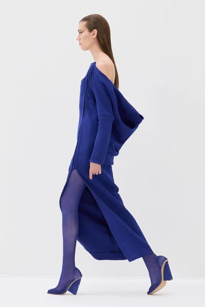 Look 10